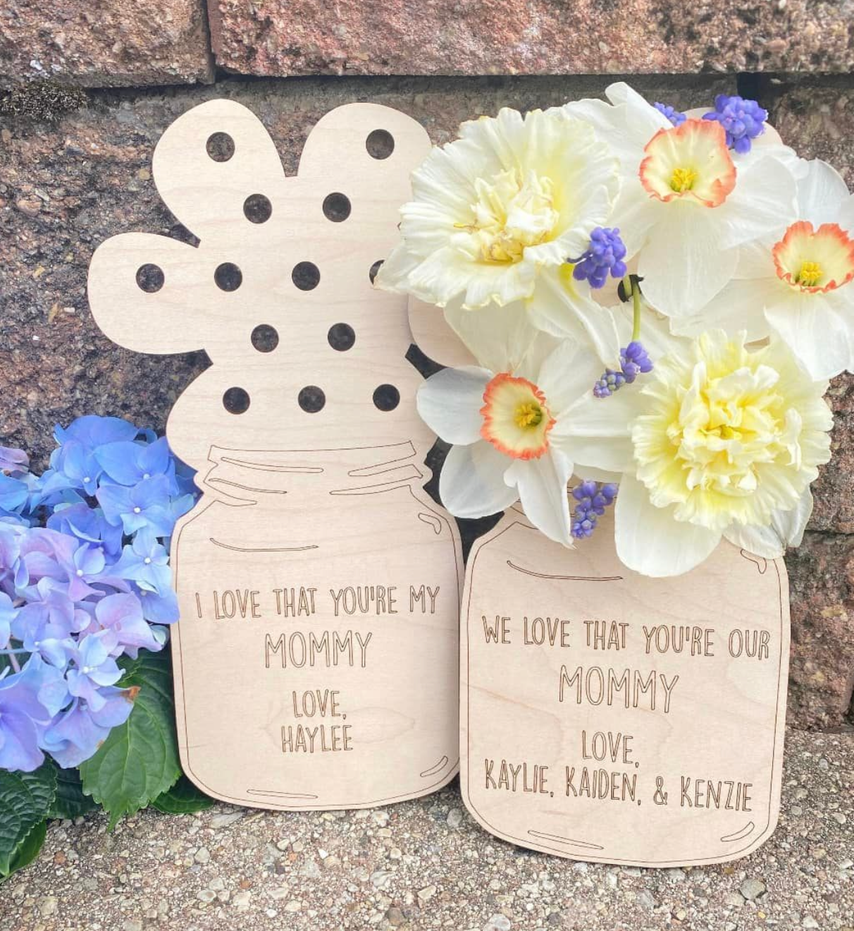 Mothers Day Flowers for Mom Vase