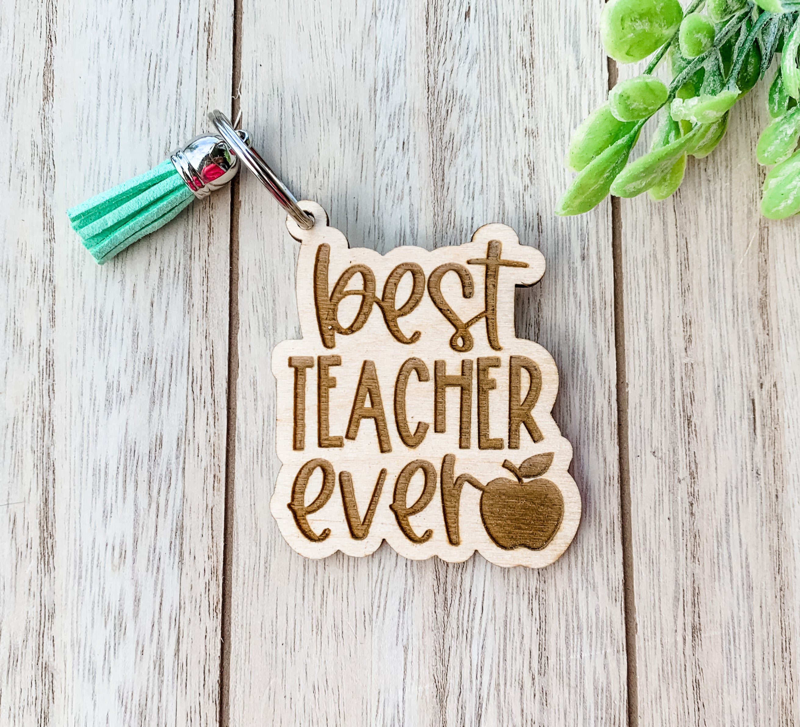 Best teacher ever keychain – Pine & Dandy Designs